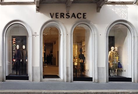 versace service client